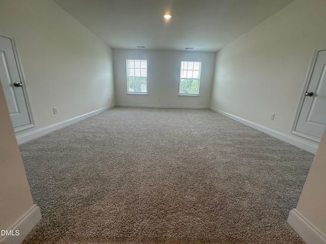 1028 Channel Drop Lp, Zebulon, NC 27597