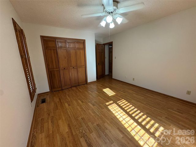 307 Fallingbrook Drive, Belmont, NC 28012