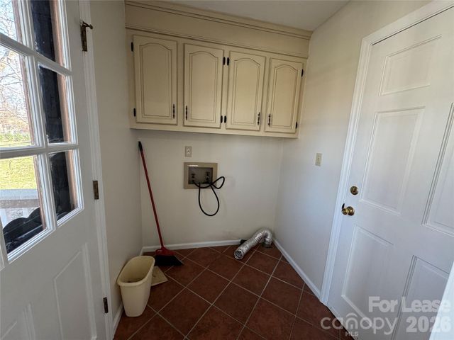 307 Fallingbrook Drive, Belmont, NC 28012