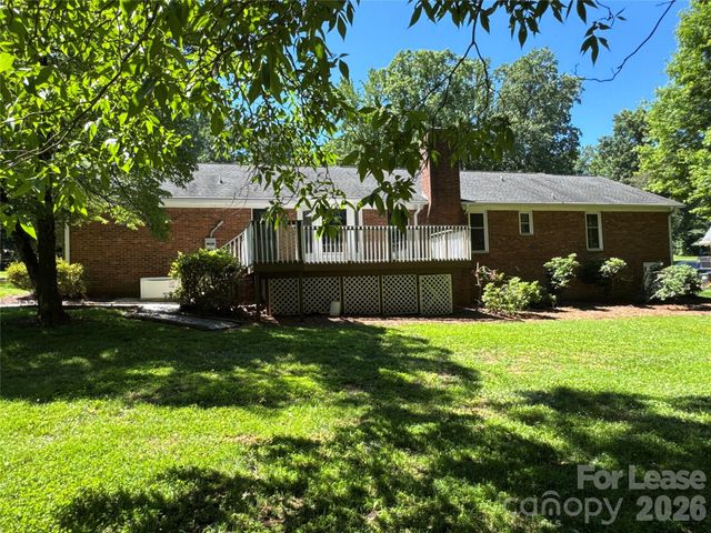 307 Fallingbrook Drive, Belmont, NC 28012