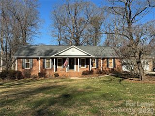 307 Fallingbrook Drive, Belmont, NC 28012