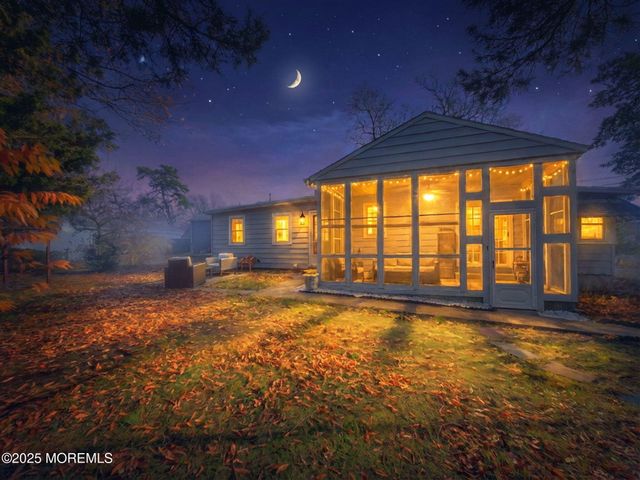 6 Vanard Drive, Brick, NJ 08723