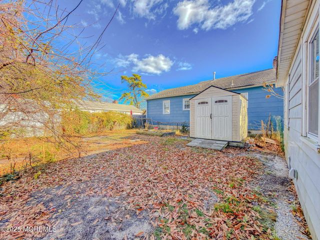 6 Vanard Drive, Brick, NJ 08723