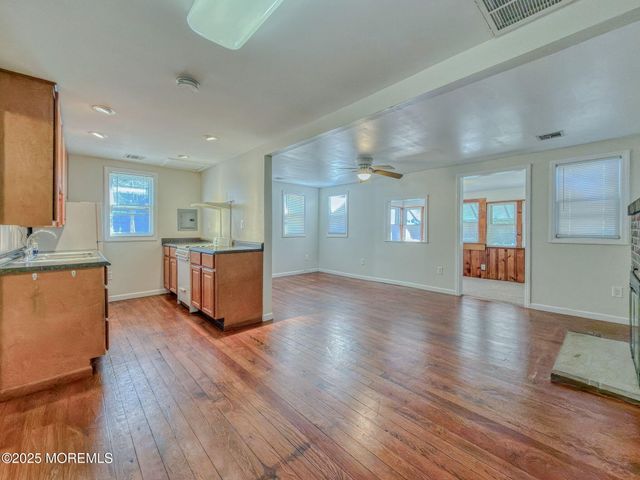 6 Vanard Drive, Brick, NJ 08723