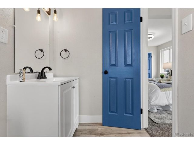 3055 Holly St, Denver, CO 80207