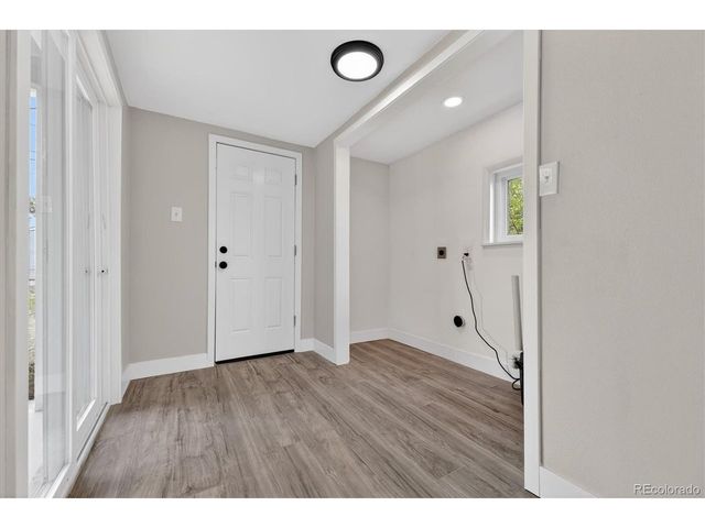3055 Holly St, Denver, CO 80207