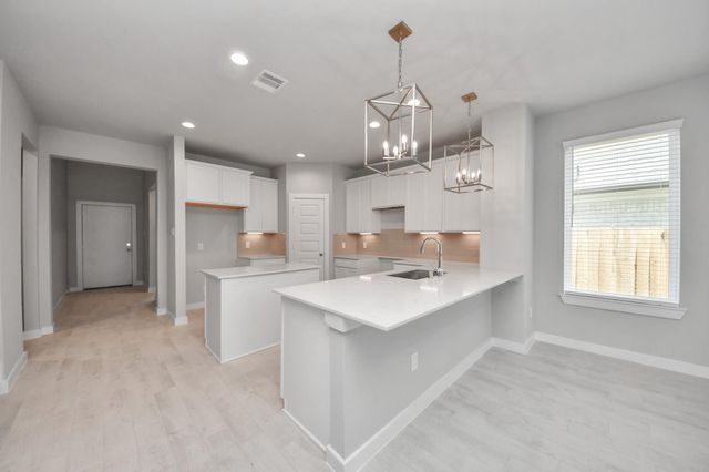 11806 Royal Willow Lane, Houston, TX 77066
