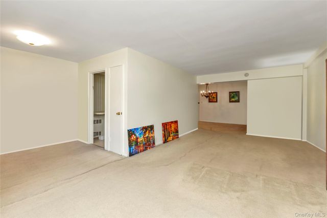 209-80 18th Avenue 2G, Bayside, NY 11360