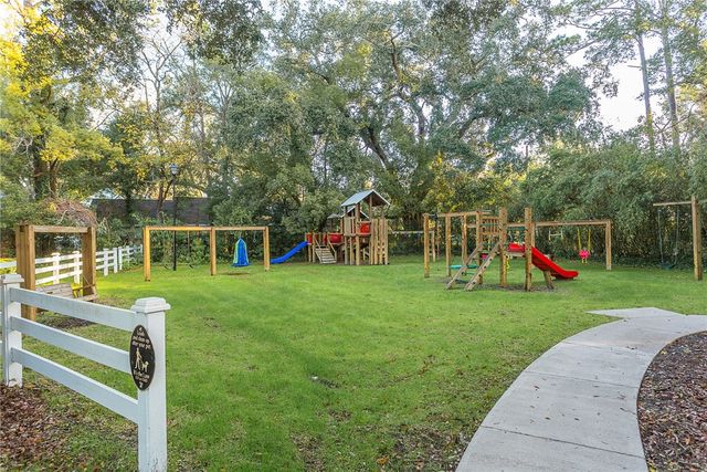 850 Mallery Street 2O, St Simons Island, GA 31522