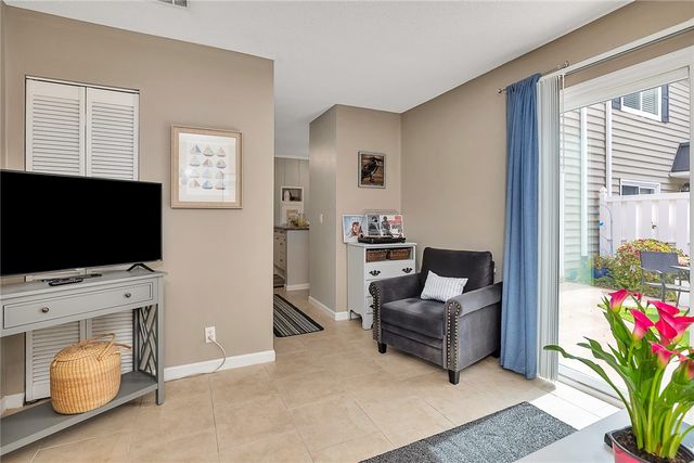 850 Mallery Street 2O, St Simons Island, GA 31522