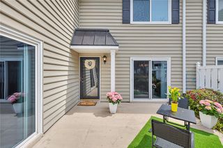 850 Mallery Street 2O, St Simons Island, GA 31522