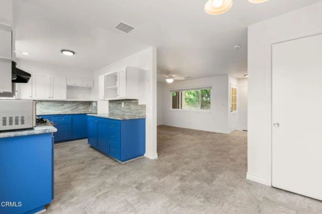 161 E Channel Islands Boulevard, Port Hueneme, CA 93041