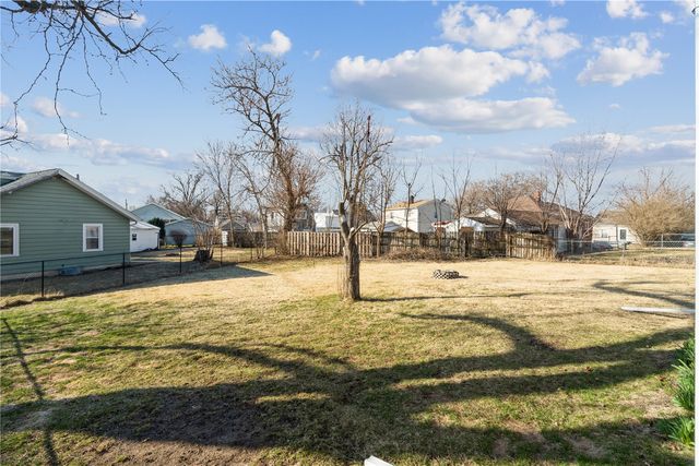 3800 Hart Court NE, Cedar Rapids, IA 52402