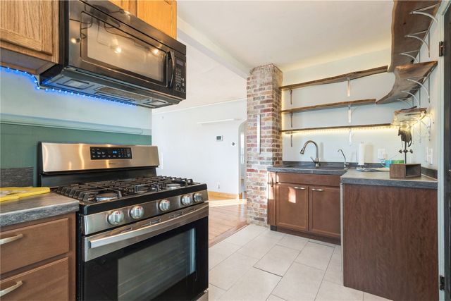 3800 Hart Court NE, Cedar Rapids, IA 52402