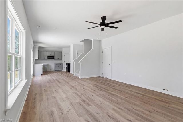 529 Dogwood Circle, High Point, NC 27260