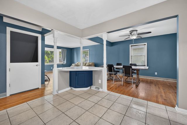2807 18TH Avenue, Rockford, IL 61108