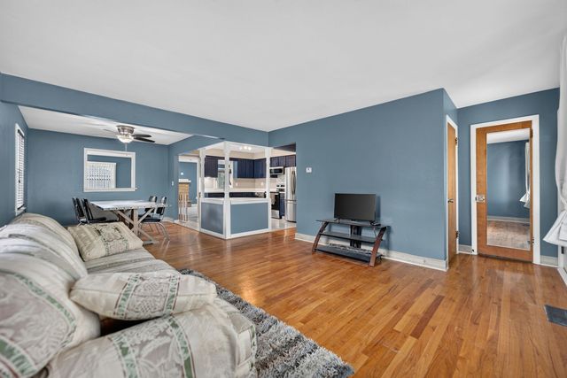 2807 18TH Avenue, Rockford, IL 61108