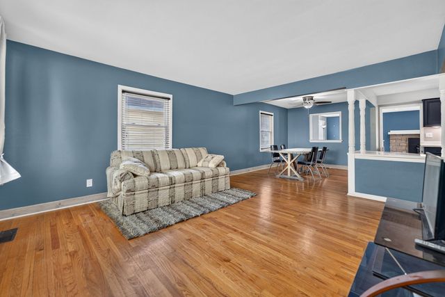 2807 18TH Avenue, Rockford, IL 61108