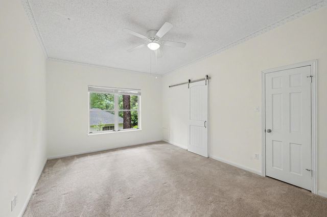 10811 Hunters Forest Drive, Hunters Creek Village, TX 77024