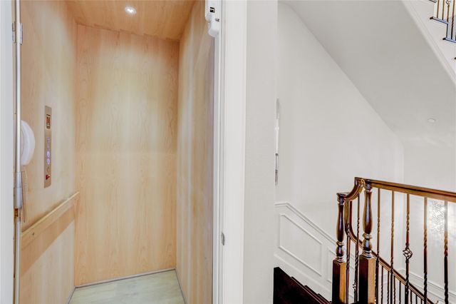 827 Dunleigh Meadows Lane Lane, Houston, TX 77055