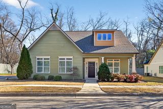 117 Dean Circle, Mcdonough, GA 30253