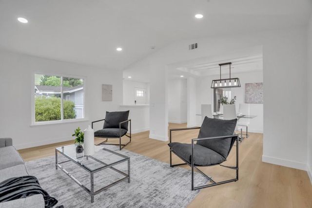 7516 Stagecoach Road, Dublin, CA 94568