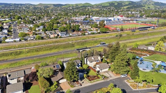 7516 Stagecoach Road, Dublin, CA 94568