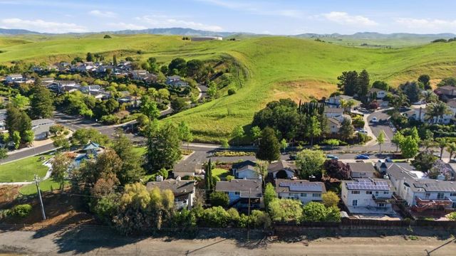 7516 Stagecoach Road, Dublin, CA 94568