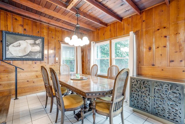 3705 Collinwood Avenue, Fort Worth, TX 76107