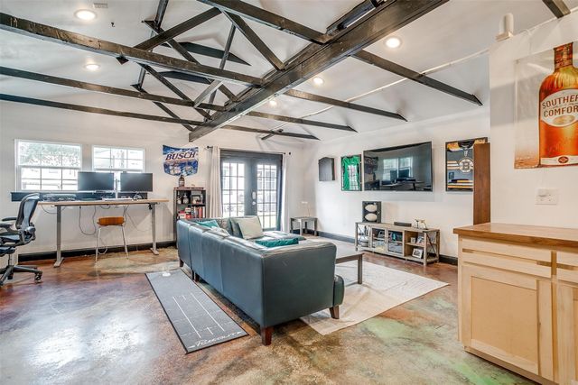 3705 Collinwood Avenue, Fort Worth, TX 76107