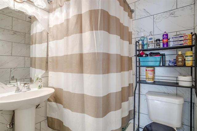 3705 Collinwood Avenue, Fort Worth, TX 76107