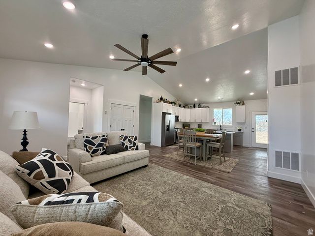 114 E 2000 S, Vernal, UT 84078