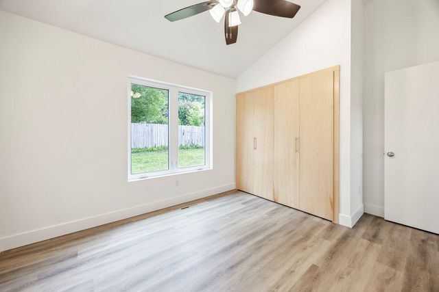 3481 W Moark Street, Springfield, MO 65810