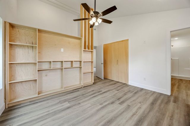 3481 W Moark Street, Springfield, MO 65810