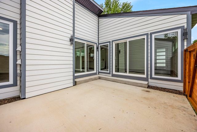 3481 W Moark Street, Springfield, MO 65810