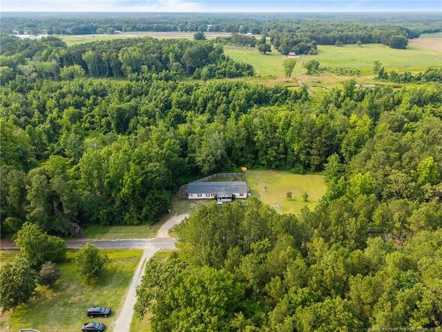 6021 Canadian Avenue, Hope Mills, NC 28348