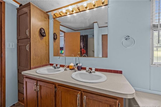6021 Canadian Avenue, Hope Mills, NC 28348