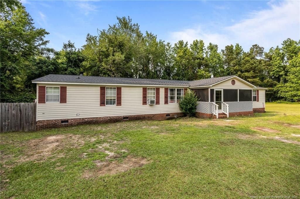 6021 Canadian Avenue, Hope Mills, NC 28348