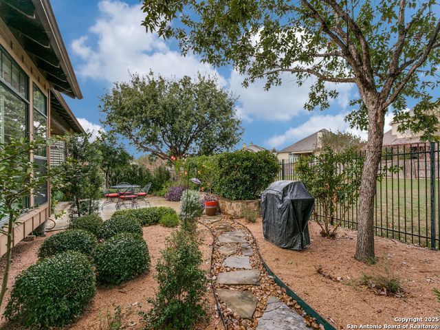 416 Mission Hill Run, New Braunfels, TX 78132