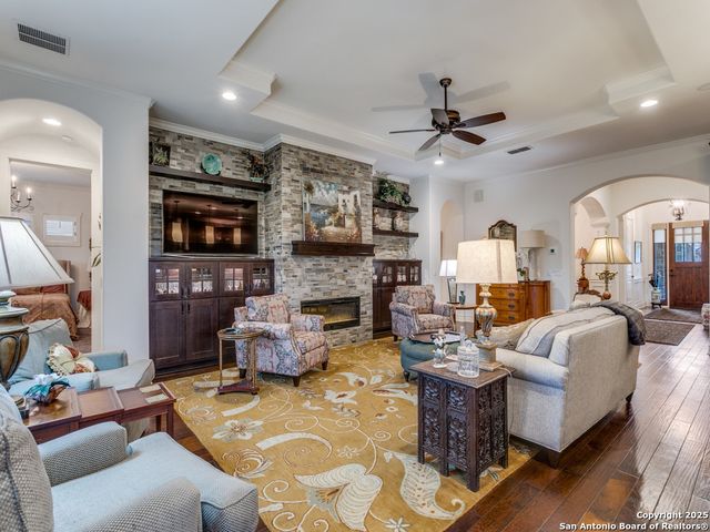 416 Mission Hill Run, New Braunfels, TX 78132