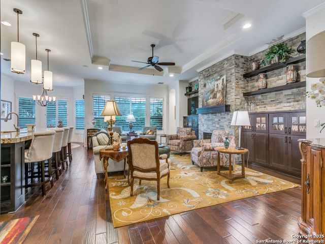 416 Mission Hill Run, New Braunfels, TX 78132