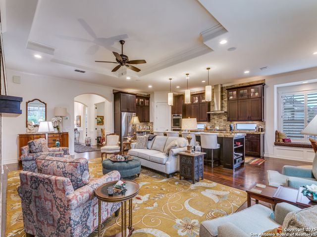 416 Mission Hill Run, New Braunfels, TX 78132