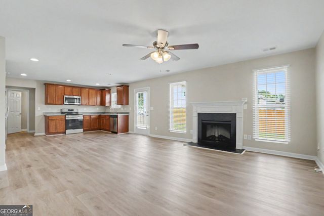 375 Walton View, Fairburn, GA 30213