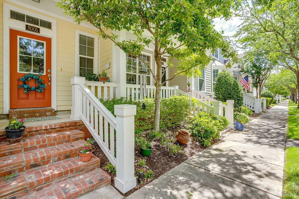 8005 Caladium Drive, North Richland Hills, TX 76180