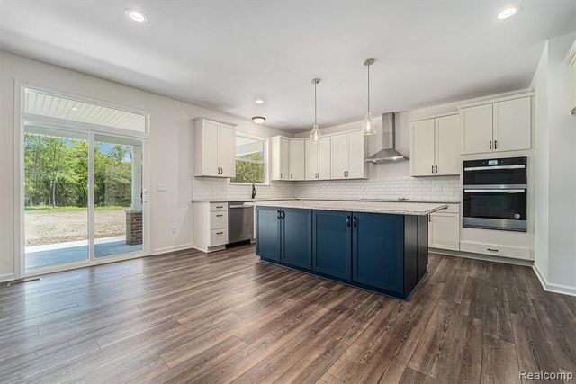 52860 Antoinette Road, Shelby Twp, MI 48316