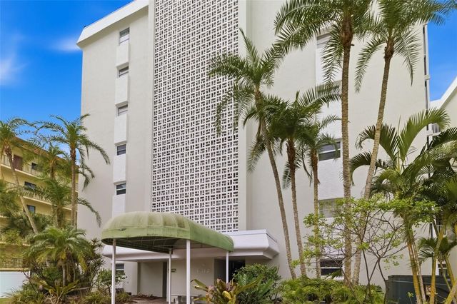 6312 MIDNIGHT PASS ROAD 305S, Sarasota, FL 34242