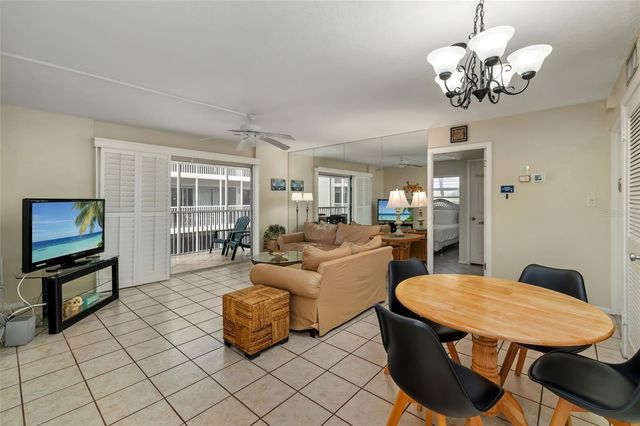 6312 MIDNIGHT PASS ROAD 305S, Sarasota, FL 34242