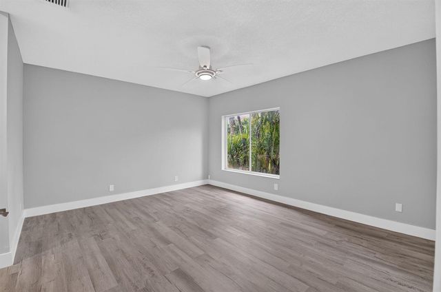 8410 Via Serena, Boca Raton, FL 33433
