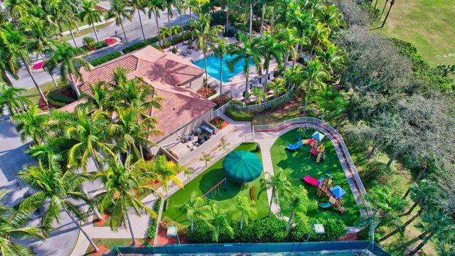 8410 Via Serena, Boca Raton, FL 33433