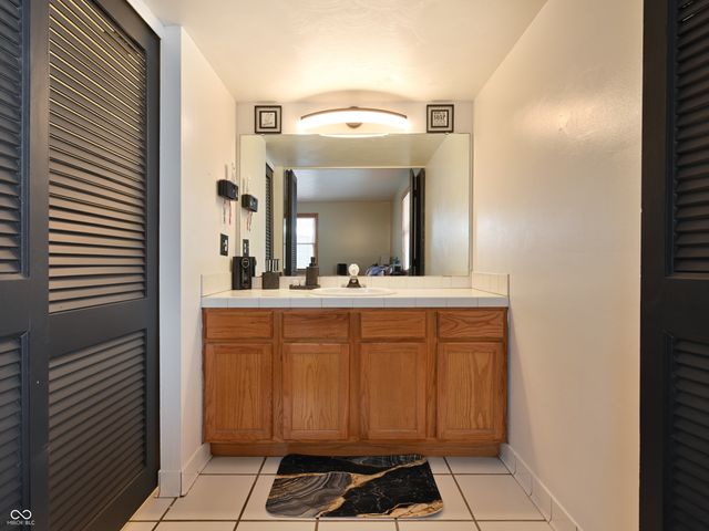 2003 Rockford Road, Indianapolis, IN 46229